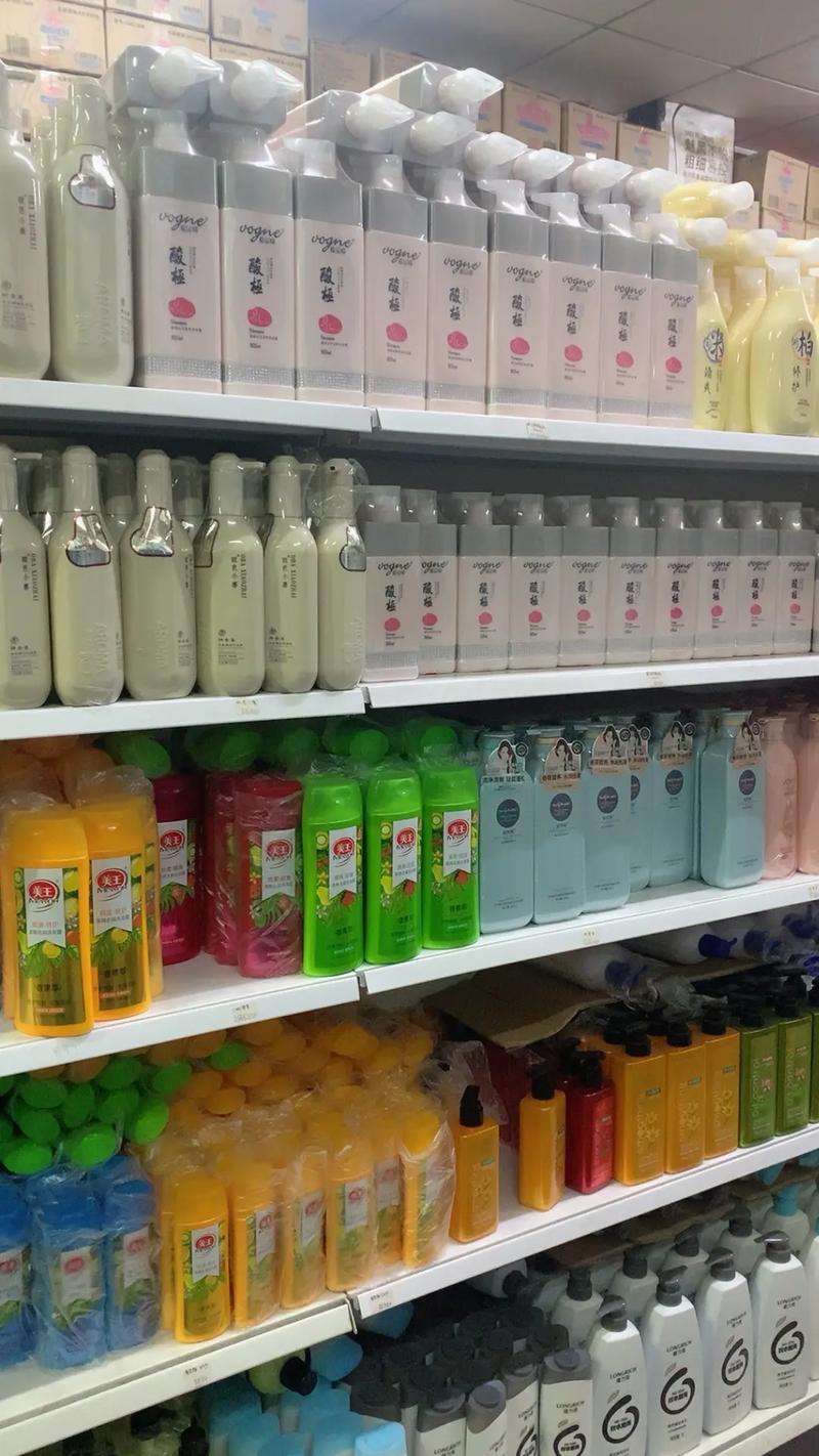 歡迎新老客戶的光臨 #誠信經(jīng)營質量第一 #曉航化妝品批發(fā)#